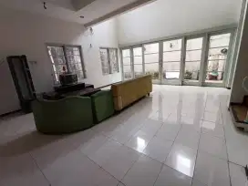 Rumah Cantik Mewah Murah di Batununggal Bandung