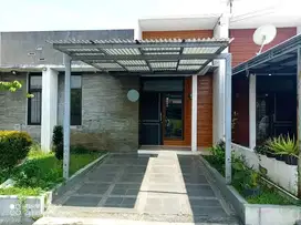 Rumah Minimalis Dalam Cluster Mainroad Ciwastra Bandung