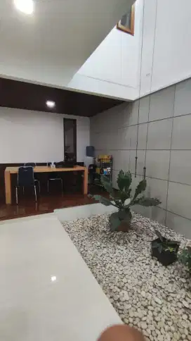 Rumah Cantik Luxury Kawasan Elite Mekar Wangi Bandung