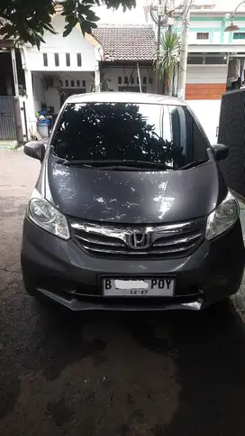 Honda Freed 2012 Bensin