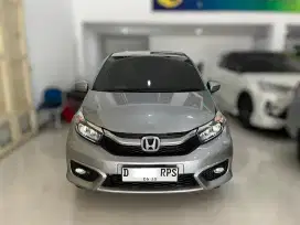 Honda Brio 2021 E CVT AT silver km 28 rb