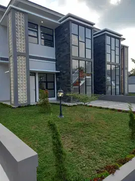 Rumah Baru Minimalis 2Lantai pemandangan gunung dan perkebunan