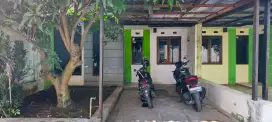 Rumah siap huni dengan lokasi strategis dan udara sejuk