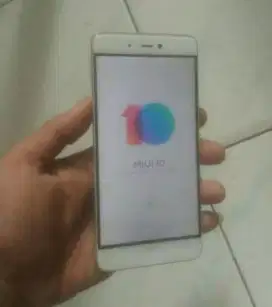 Xiaomi mi5s 4/32 minus tinggal ganti lcd