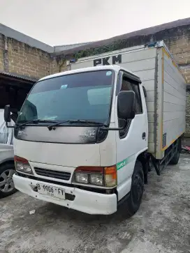 ISUZU ELF NKR 55 Box 6Ban