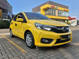 LOW KM!! HONDA NEW BRIO 1.2 E CVT MATIC 2022 KUNING