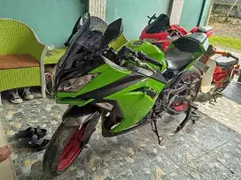 Ninja 250 FI Record Kawasaki