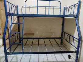 Ranjang besi tingkat 120/90