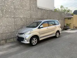 Toyota Avanza Veloz 1.5 AT 2014