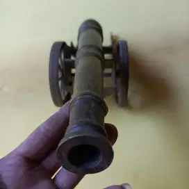 Miniatur meriam berat 2kg jadul kuno dan antik