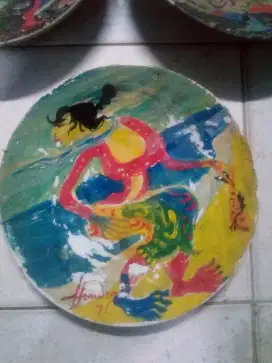Piring lukis karya Hendra 71