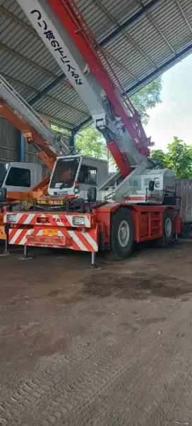 Raughterain crane kato 35 ton tahun 2010