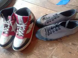 Jual cepat 2 pasang sepatu , aero street hoops original, dan uniqlo