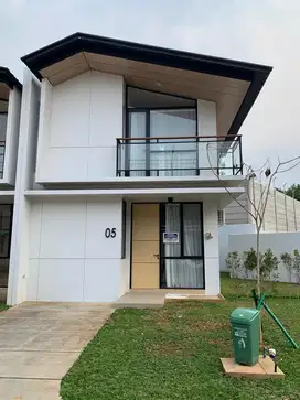 DISEWAKAN CEPAT RUMAH RAPIH SIAP HUNI CENDANA MARQ EAST