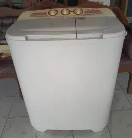 Mesin Cuci 2 Tabung Normal Siap Pakai