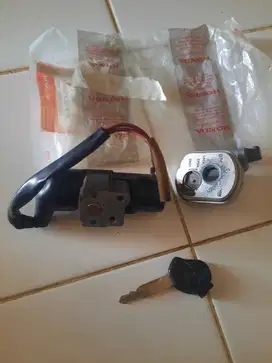 JUAL KUNCI KONTAK DEPAN SUPRA X 125 ORI