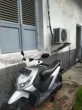 Honda beat karbu