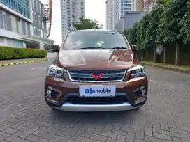 TDP Rendah Wuling Confero S 1.5 L Lux Plus Bensin-MT 2022 Putih CDFWB
