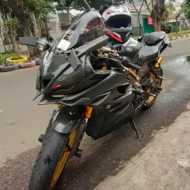JUAL SANTAI R15 V3 VVA 2018 FULL MODIF