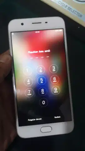 Jual hape Oppo f1s RAM4/64 minus