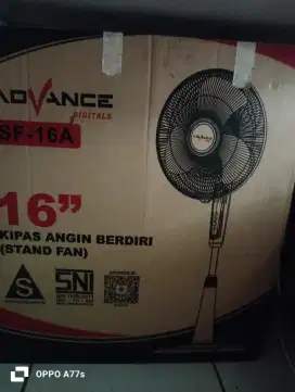 Kipas angin berdiri merk advance