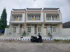 Rumah 2 Lantai PERUM KAHURIPAN NIRWANA Sidoarjo Kota