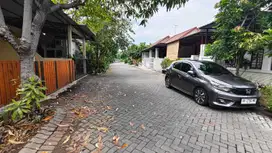 Rumah di Jambangan - Karah- Ketintang