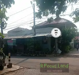 Rumah Tingkat KOMPLEK pinggir jalan di CIPADU larangan
