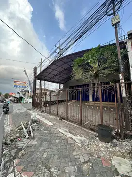 Dijual Rumah Kantor Ex BRI Poros Jalan Sengkaling Arah Batu Malang