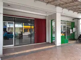 Ruko 2 Lantai Masih Beroperasi Di Kencana Loka BSD