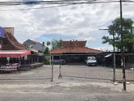 Di Jual Bangunan Usaha Raya Siwalankerto Lokasi strategis