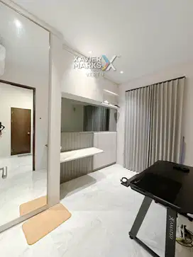 Rumah Mewah selangkah ke G Walk & Supermall, Surabaya