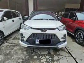 Toyota Raize GR TSS   AT ( Matic ) 2021 Putih low km 27rban Two Tone