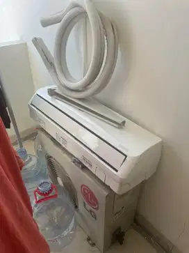 Ac Bekas 1/2 PK LG