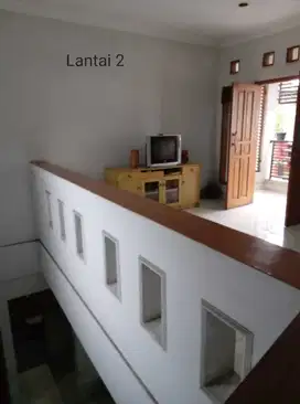 Dijual Rumah 2 Lantai Di Jalan Raden Ganda Gunung Batu