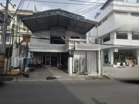 Ruko Raya Siwalankerto, Strategis