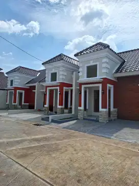 Rumah siap huni DP 0% lokasi 10 menit ke stasiun depok