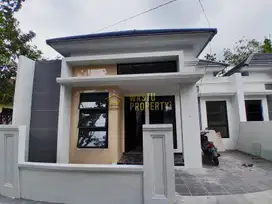 DI JUAL RUMAH MODERN, HANYA 7 MENIT KE KAMPUS UII