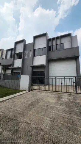 Disewa Gudang Baru Siap Pakai di Jalan Utama Taman Tekno BSD