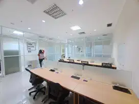 Sewa Kantor SOHO Capital Central Park Full Furnish 136 m2 Hrg Nego