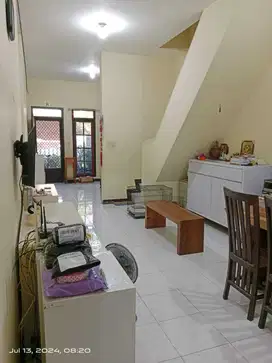 Rumah 2 lantai Taman Alfa Indah Dijual Murah