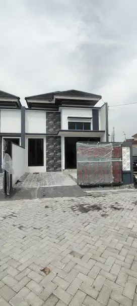 Rumah Hook di Rungkut Dekat Kampus Negri Surabaya