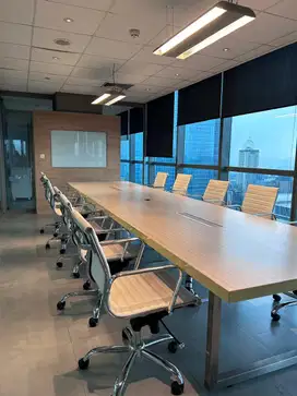 Sewa Kantor Ekskulsif Semi Furnish 290 m2 di UOB Plaza Thamrin Jakpus