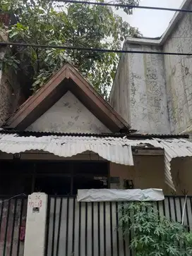Dijual rumah di tanah abang jakarta pusat