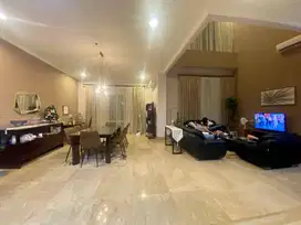 Sewa Apartemen Senayan Residence - Junior Penthouse- Jakarta Selatan