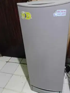 JUAL KULKAS BEKAS