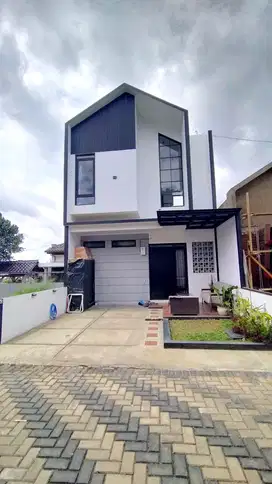 Rumah Free Design Kpr Dekat Taman Cihanjuang Di Cisasawi Bandung KPR