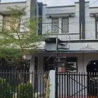 Rumah tinggal + tempat kos siap huni akses pinggir jalan di Cililitan