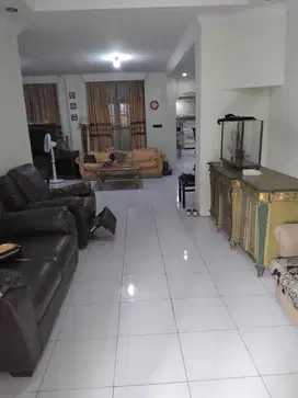 Dijual Murah Rumah Belakang Samsat Cinere