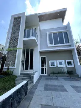 Rumah Exclusive dalam Kawasan Puncak Dieng Malang